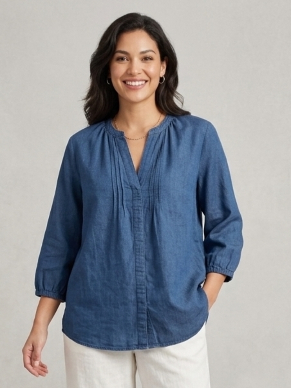 GAP Blue Chambray V-Neck Pintuck Blouse Size Small